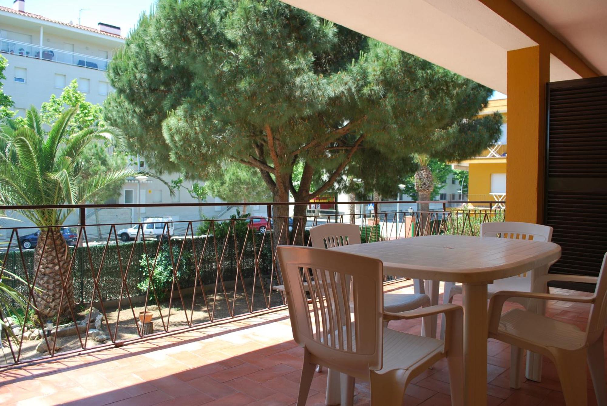 Apartamentos Les Palmeres Platja d'Aro Quarto foto